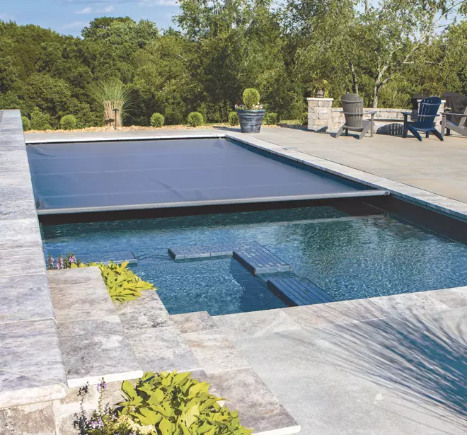 inset-01-cover-open Automatic Pool Covers from Integra are easy to maintain.